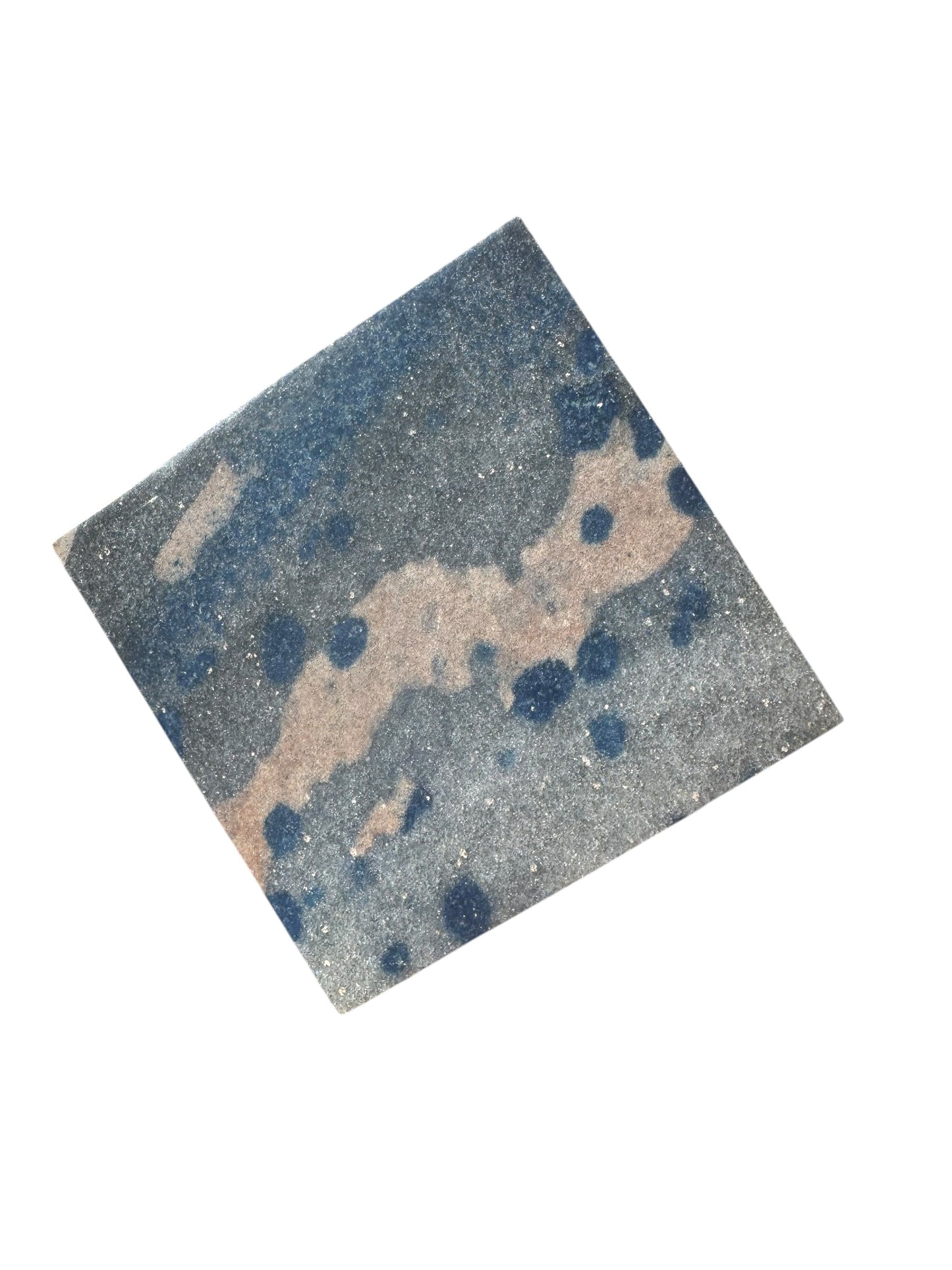 Apatite in Cleavelandite Pyramid