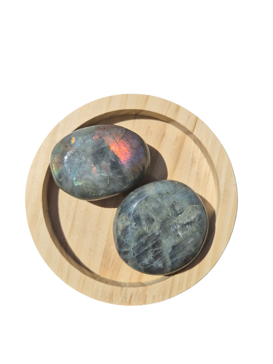 Labradorite Palmstone